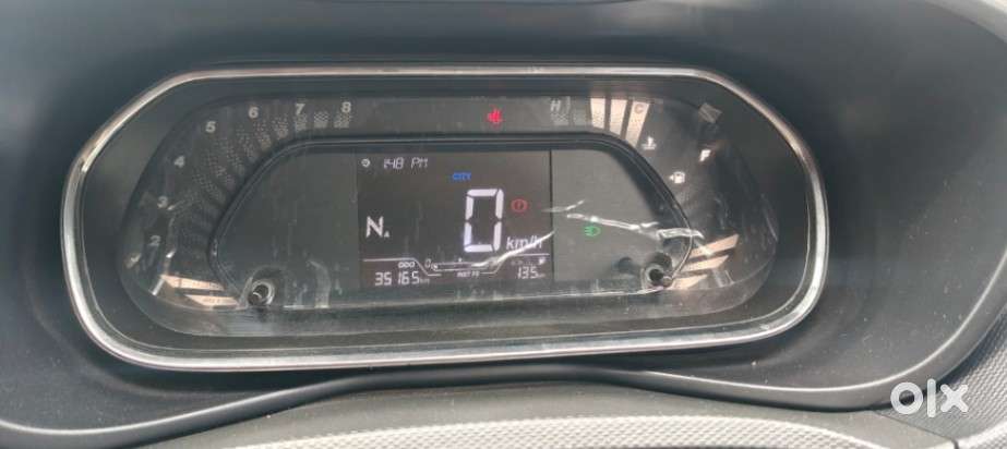 Tata Nexon, 2023, Petrol