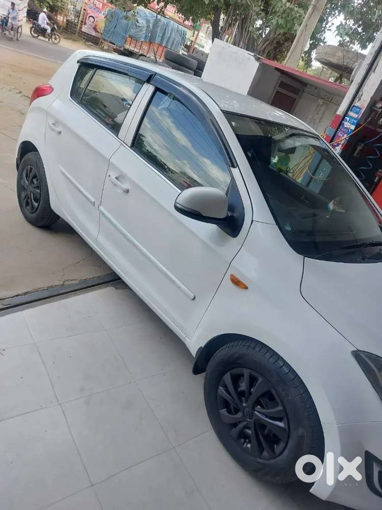 Hyundai I20 2012 Cng & Hybrids Well Maintained