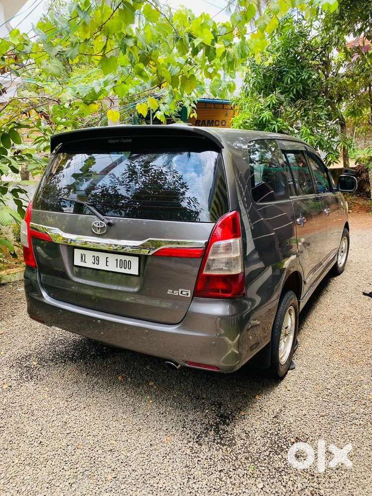 Toyota Innova 2012 Diesel 163000 Km Driven