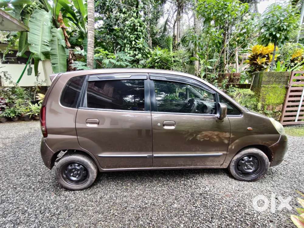 Maruti Suzuki Zen Estilo 2010 Manual Petrol