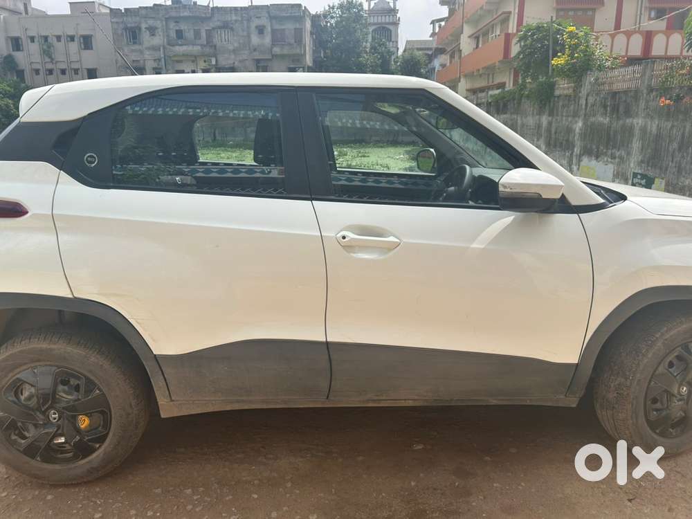 2023 Tata Punch Petrol Automatic 26000 Km