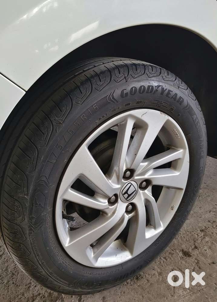 Honda Jazz V Automatic, 2017, Petrol