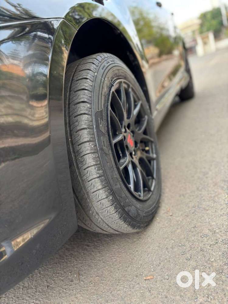 Maruti Suzuki Swift Dzire, 2012, Diesel