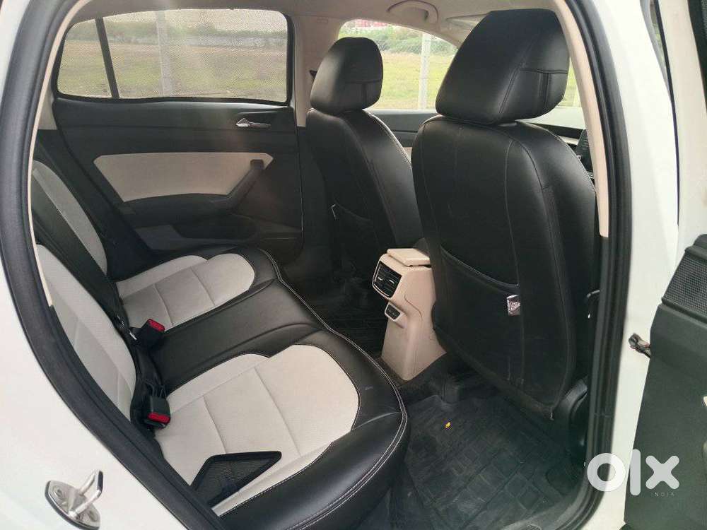 Skoda Slavia 1.0 Ambition Tsi, 2023, Petrol