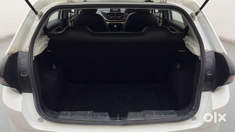 Tata Altroz 1.2 Xe Rhytm Petrol, 2021, Petrol