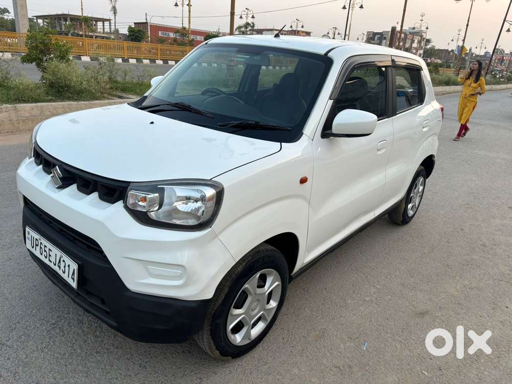 Maruti Suzuki S-presso Vxi Opt, 2022, Petrol