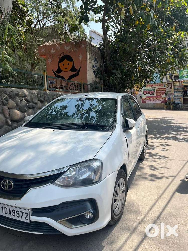 Toyota Petrol Manual Car 2016