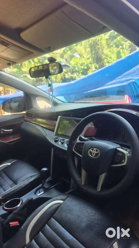 Automatic Innova Crysta