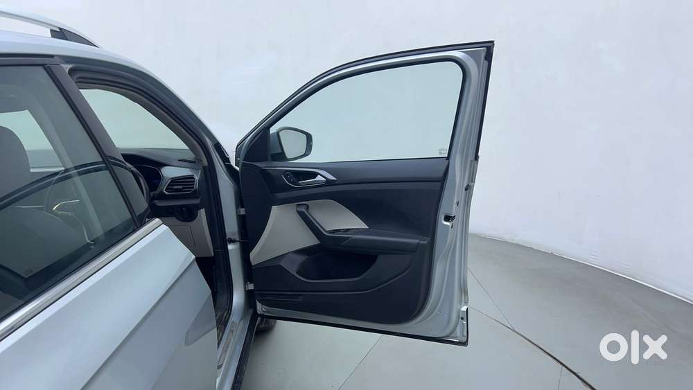 Volkswagen Taigun Topline 1.0 Tsi At (electric Seats), 2022, Petrol