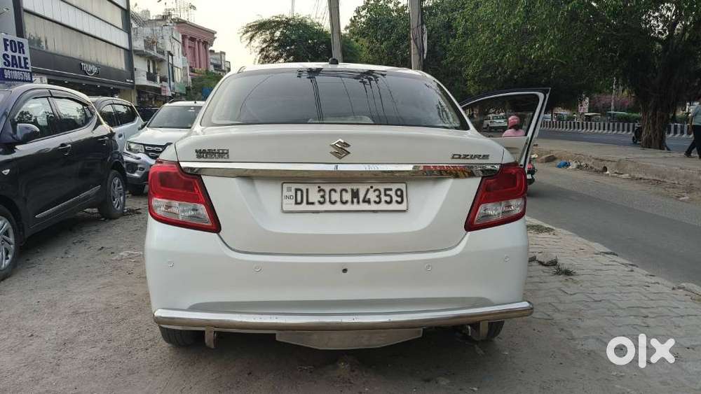 Maruti Suzuki Swift Dzire Lxi Option, 2017, Cng & Hybrids