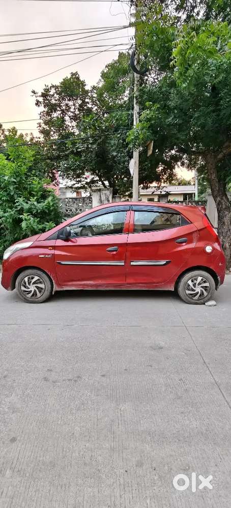 Hyundai Eon  Lpg +petrol. Urgent Sale