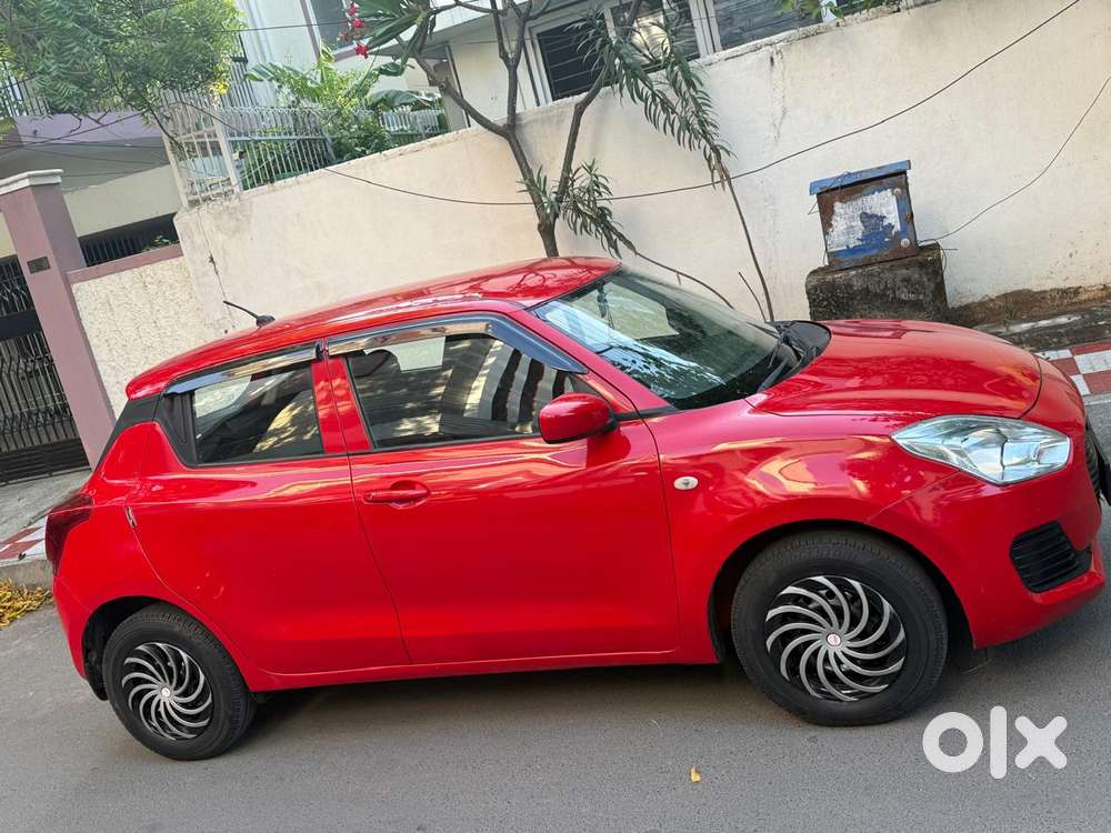 Maruti Suzuki Swift Vvt Vxi, 2021, Petrol