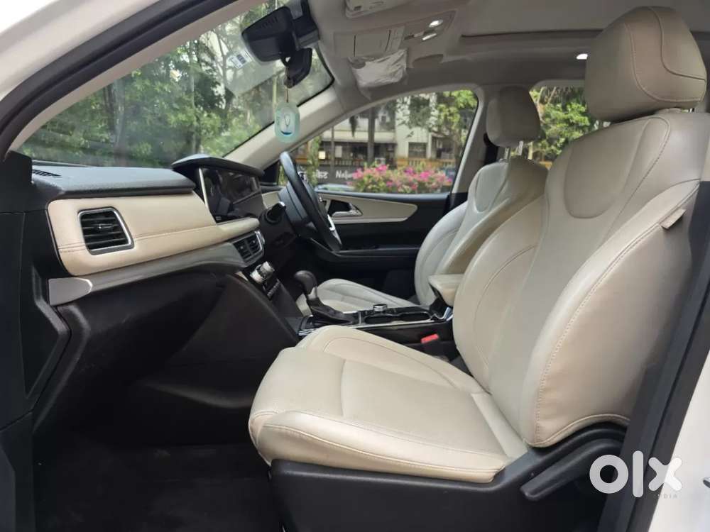 Mahindra Xuv700 2.2 Ax 7 Diesel At Luxury Pack Str, 2022, Diesel