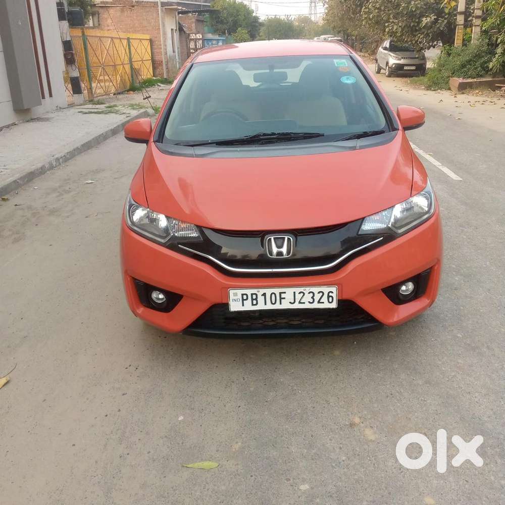 Honda Jazz V Automatic, 2015, Petrol