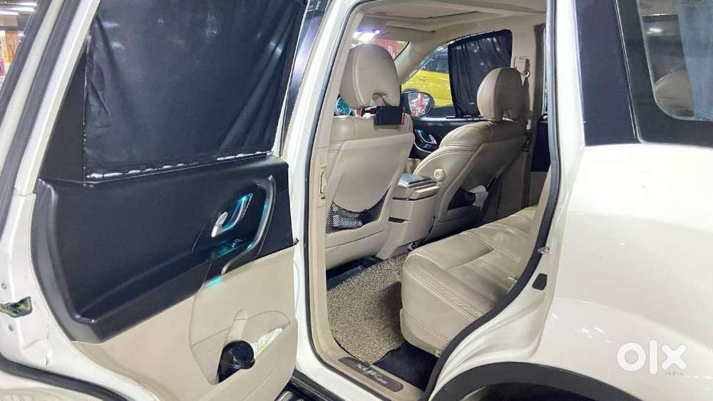 Mahindra Xuv500 At W10 Fwd, 2017, Diesel