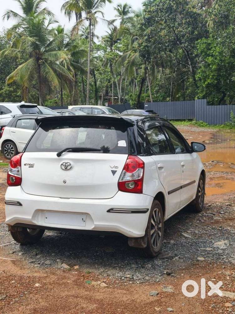 Toyota Etios Liva 1.4 Vd Dual Tone, 2017, Diesel