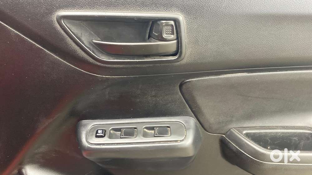 Maruti Suzuki Swift Lxi 2018, 2020, Petrol