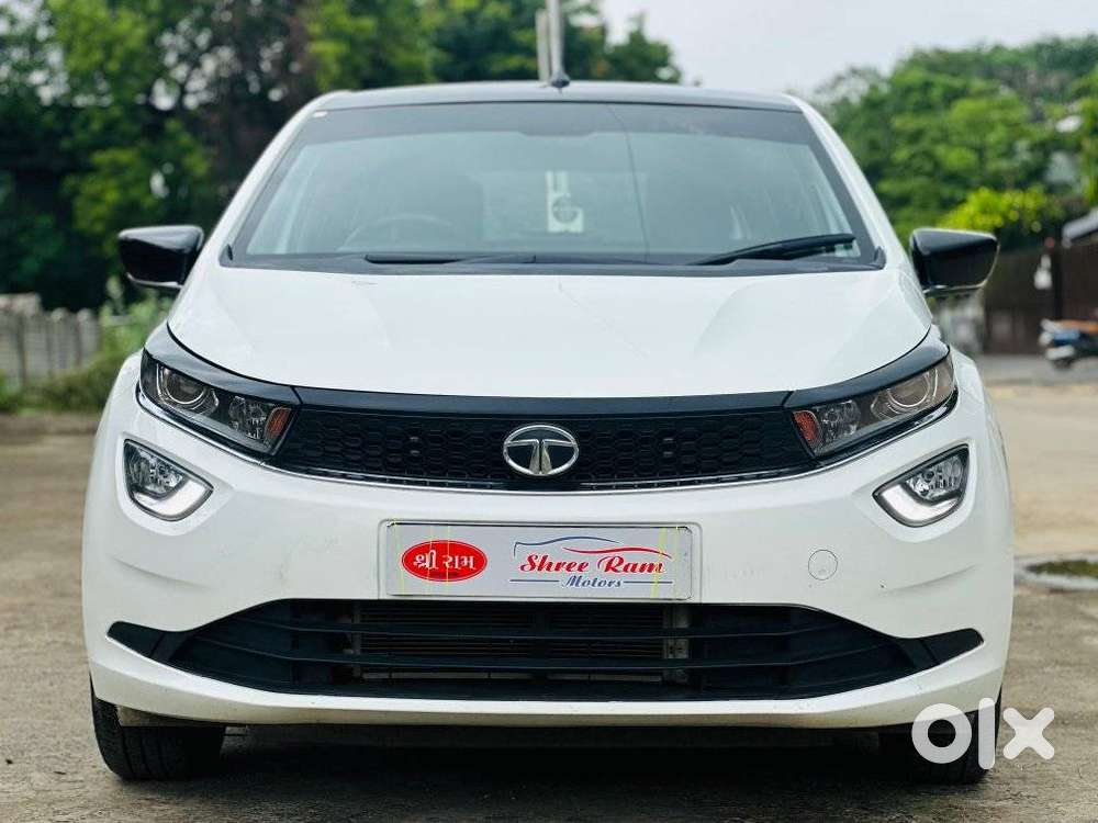 Tata Altroz 1.2 Xt, 2023, Petrol