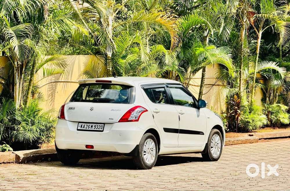 Maruti Suzuki Swift Zdi Plus, 2017, Diesel
