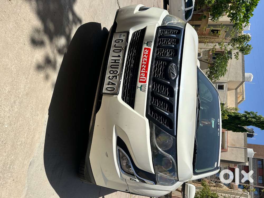 Mahindra Xuv500 2018 60k Km Diesel Well Maintained