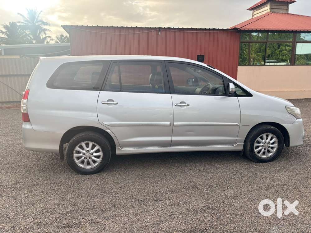 Toyota Innova Diesel 2012