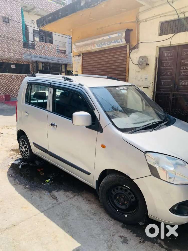 Maruti Suzuki Wagon R Lxi 2012