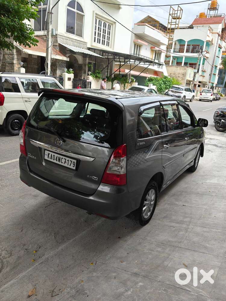 Toyota Innova 2.5 V 7 Str, 2012, Diesel