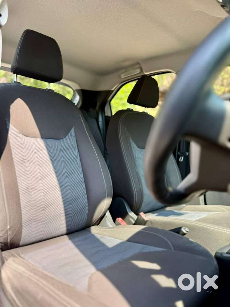 Ford Figo, 2016, Petrol