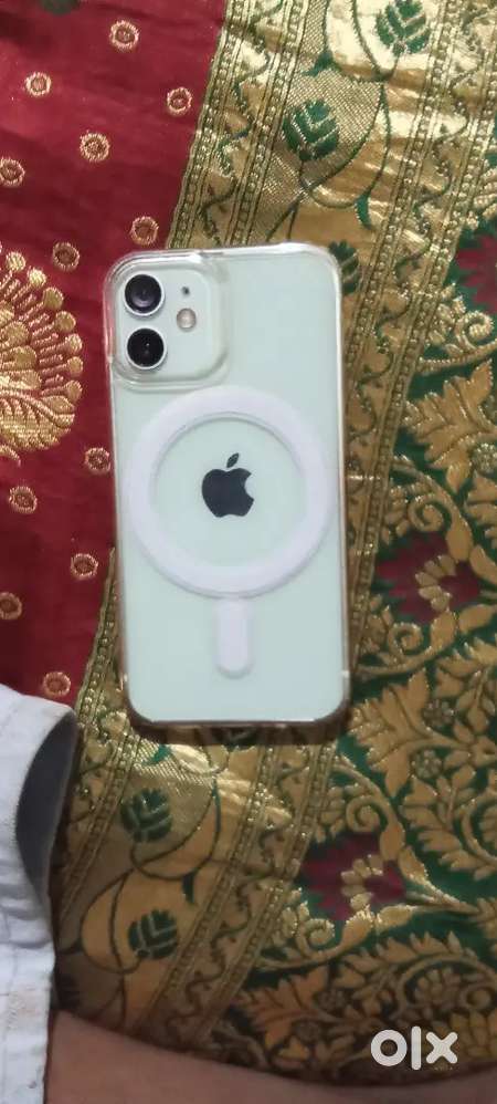 I phone 12 min