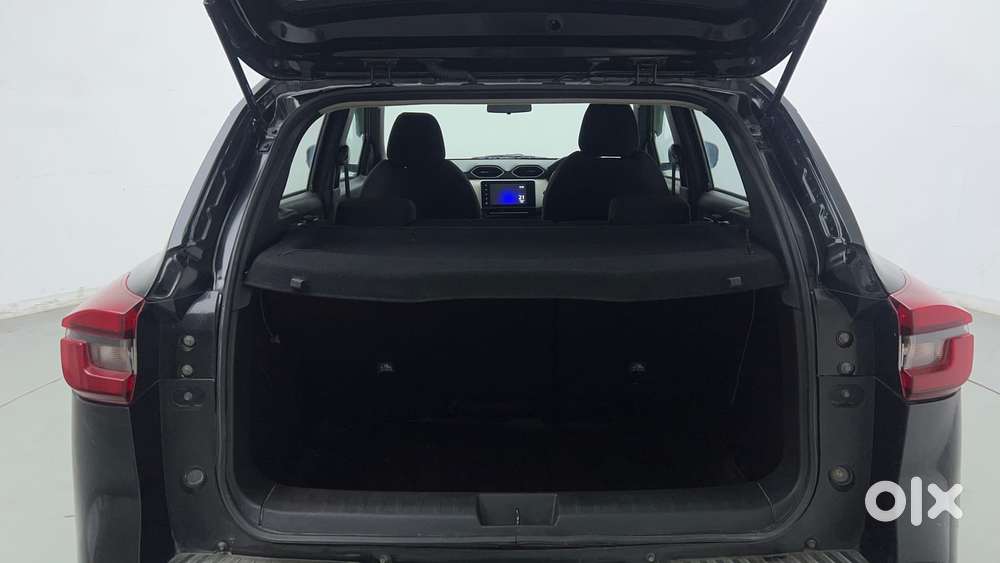 Nissan Magnite 1.0 Xv Turbo Cvt, 2022, Petrol