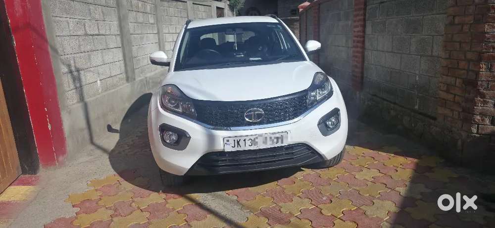 Tata Nexon Petrol  Mint Condition  72,000 Km  Well Maintained