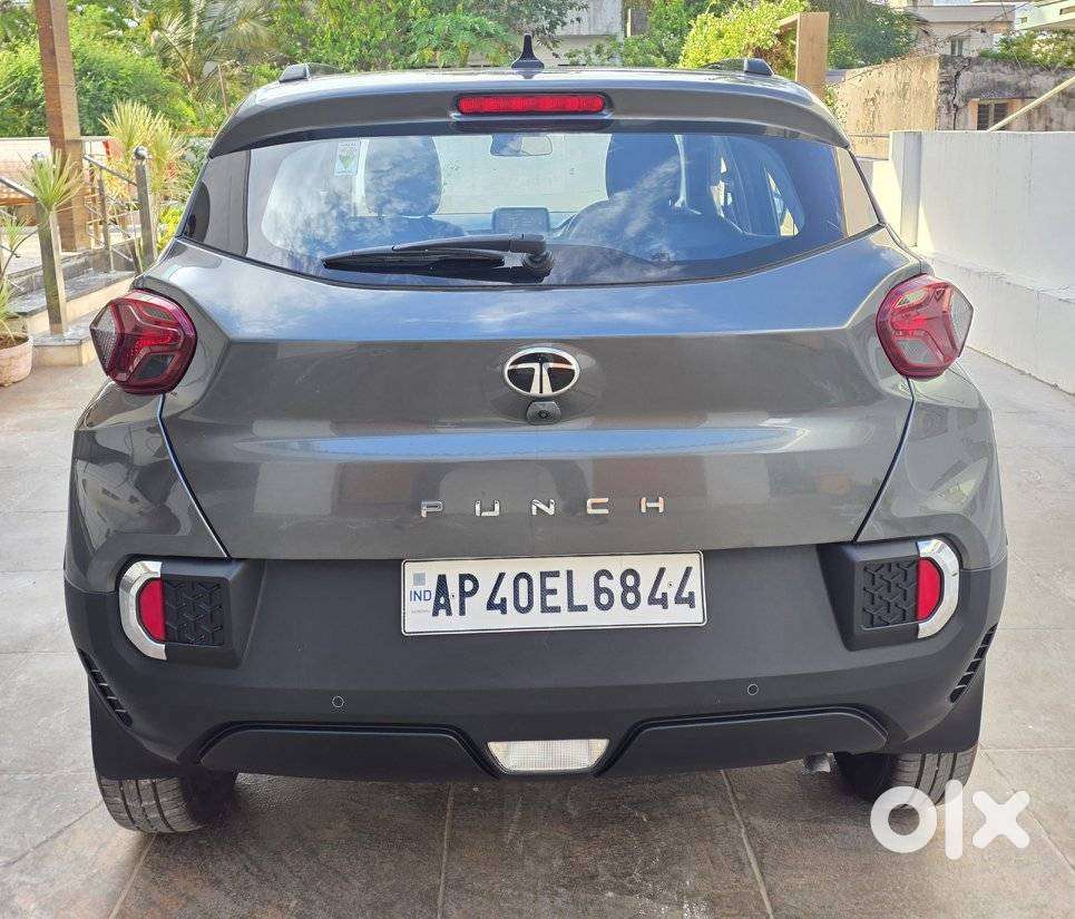 Tata Punch 1.2 Revotron Adventure Camo Rhythm, 2024, Petrol
