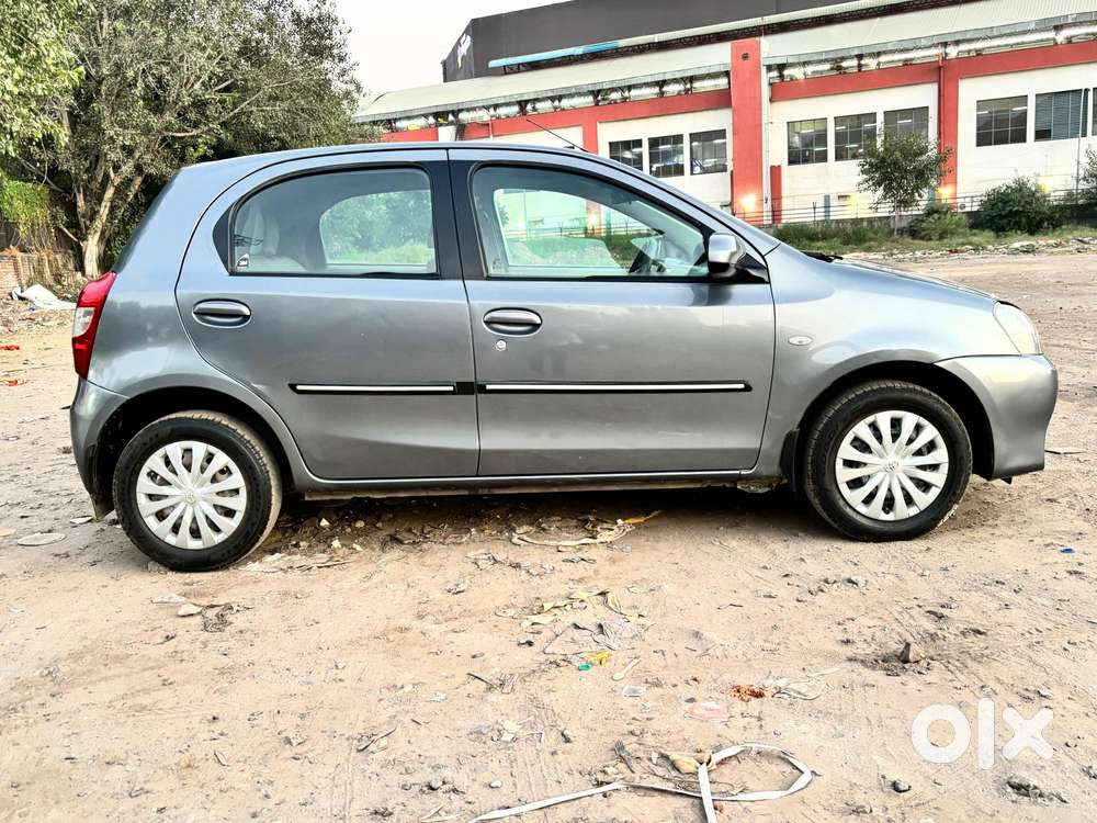 Toyota Etios Liva 2013-2014 G, 2014, Petrol