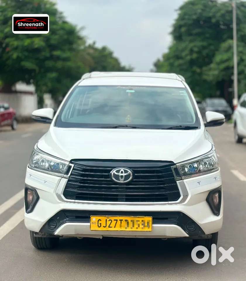 Toyota Innova Crysta [2020-ongoing] 2.4 Gx 8 Str, 2022, Diesel