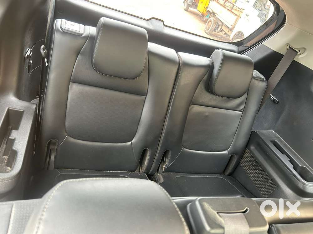 Kia Carens Petrol 2025