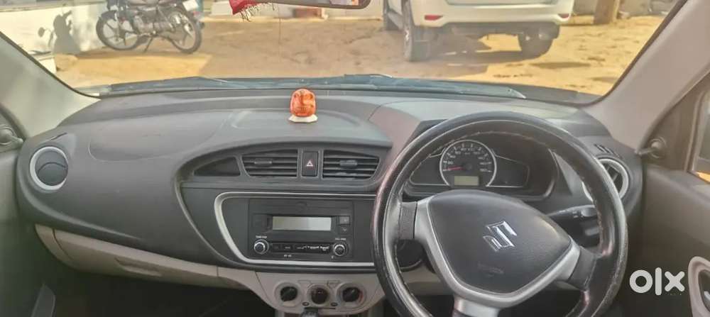 Vxi Top Airbag .cng Top Modal Full Insurance