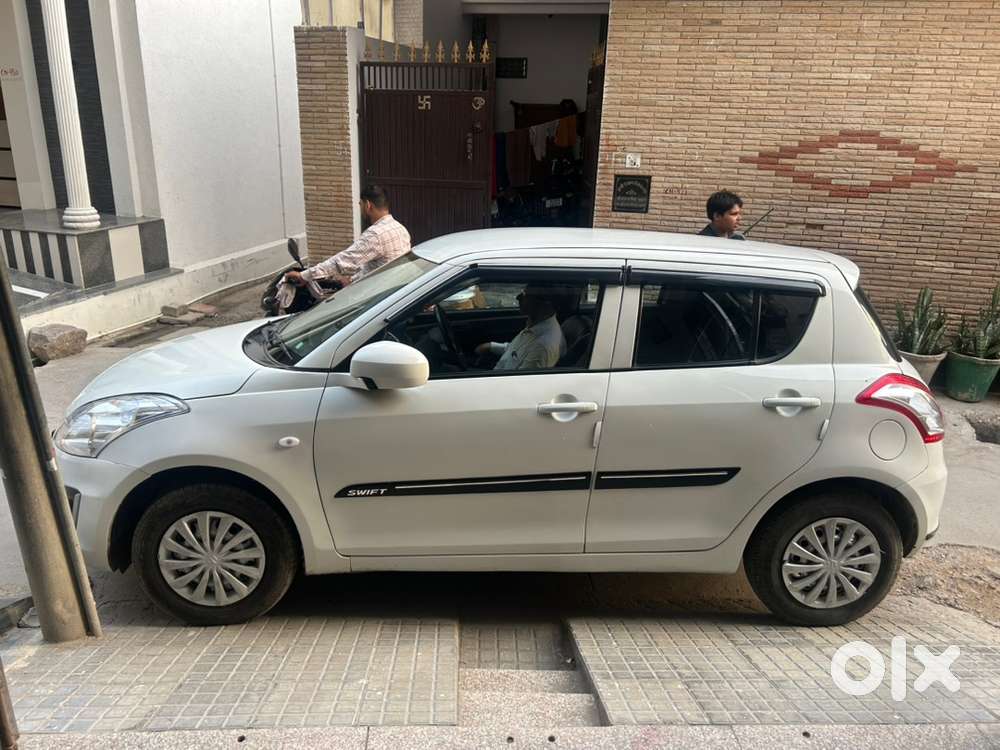 Maruti Swift Hybrid 2016