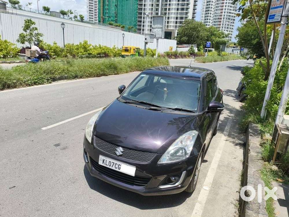 Maruti Suzuki Swift Vxi Optional, 2016, Petrol