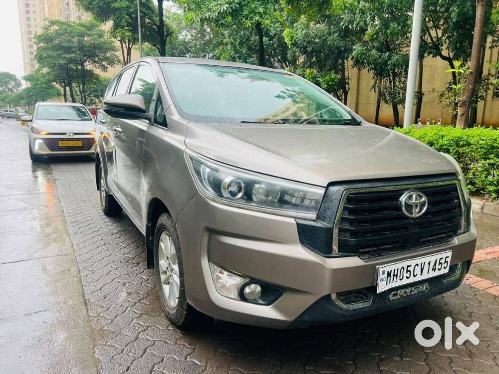 Toyota Innova Crysta 2.4 V 8 Str, 2016, Diesel