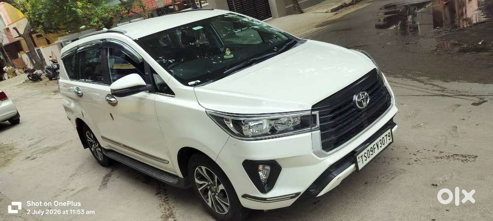 Toyota Innova Crysta 2.4 G Mt 7 Str, 2022, Diesel