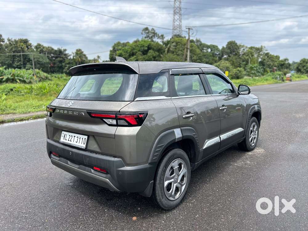 Maruti Suzuki Brezza 1.5 Lxi Smart Hybrid, 2024, Petrol
