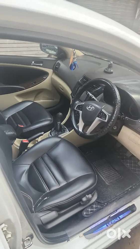 Hyundai Verna Fluidic Petrol 2012 Mt