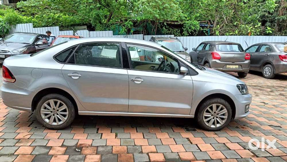 Volkswagen Vento 1.2 Tsi Highline Plus At, 2016, Petrol
