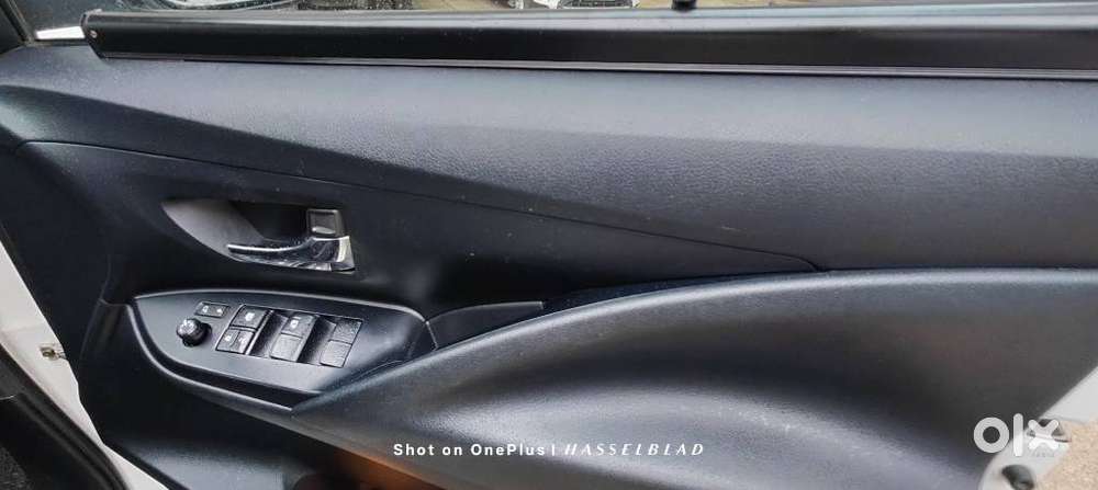Toyota Innova Crysta 2.4 G Mt 8s, 2024, Diesel