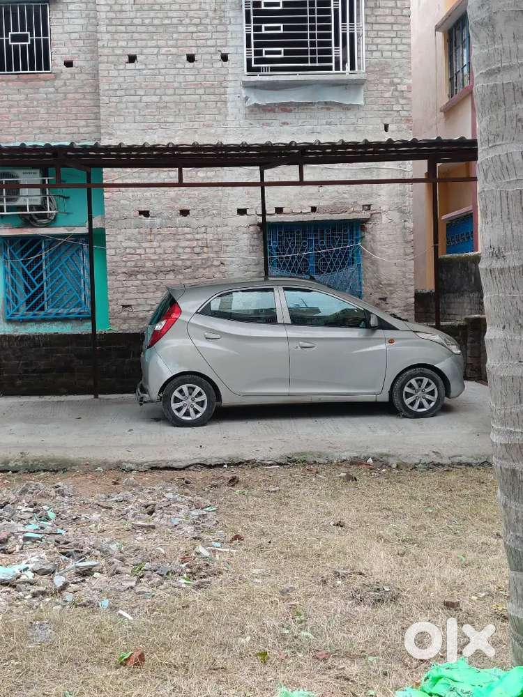 Hyundai Eon Sportz 2012