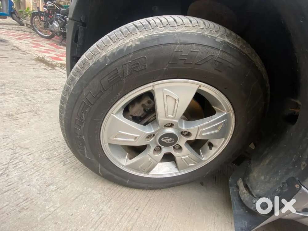 Mahindra Xuv500 2013 Diesel 150000 Km Driven