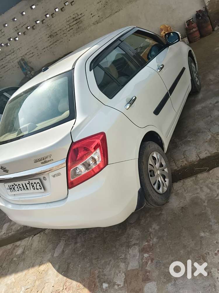 Maruti Suzuki Swift Dzire 1.2 Vxi Bsiv, 2017, Petrol