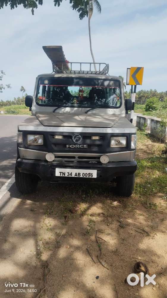 Force Motors Trax Cruiser 12 Str Ac, 2018, Diesel