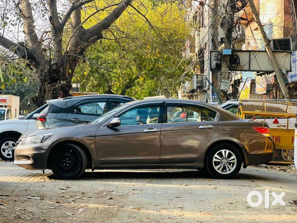 Honda Accord 2.4 Elegance Automatic, 2011, Petrol