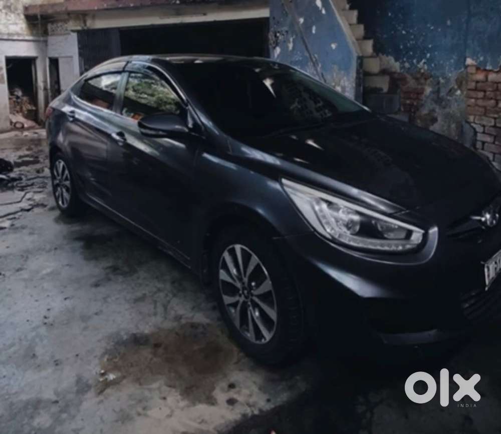 Hyundai Fluidic Verna 2015